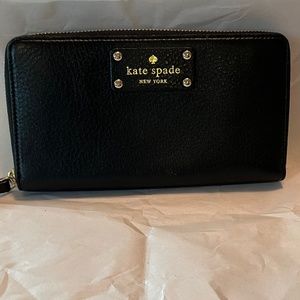 Kate Spade Full Zip Leather Wallet